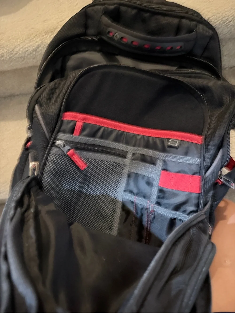 Samsonite unisex Tectonic Black and Red Travel Backpack - Durable Everyday Bag